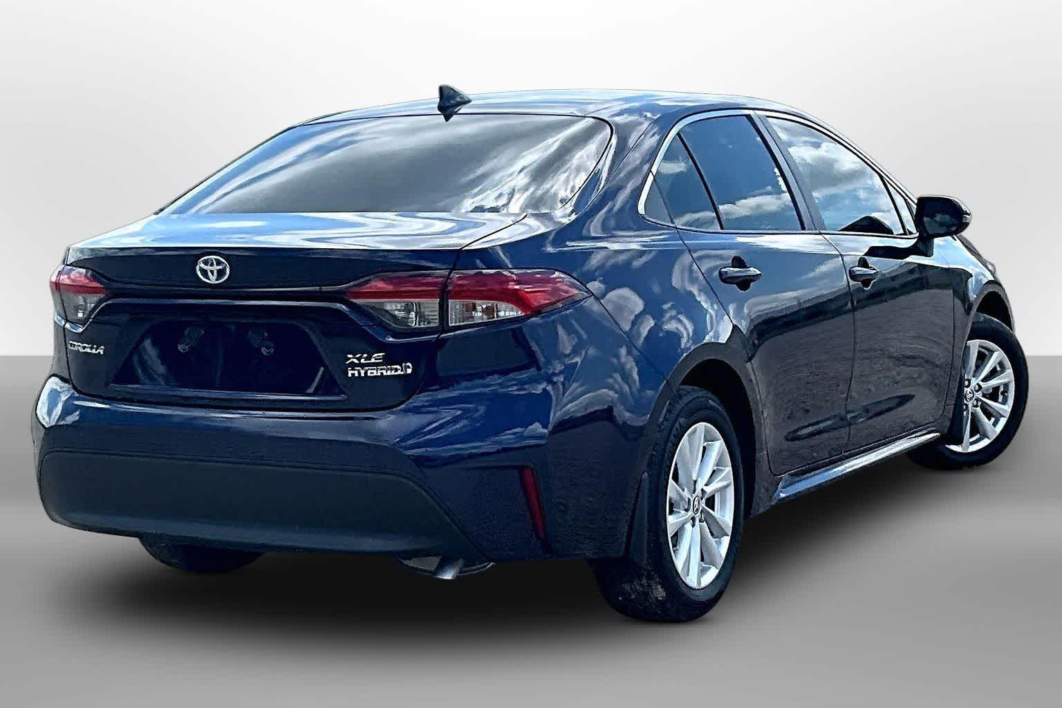 Thumbnail: 2024 Toyota Corolla - 2