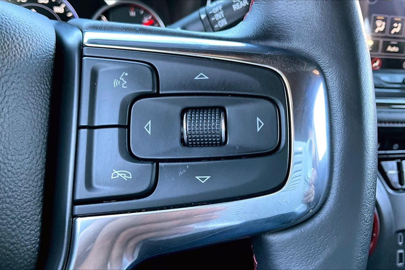 Thumbnail: 2022 Chevrolet Blazer - 20