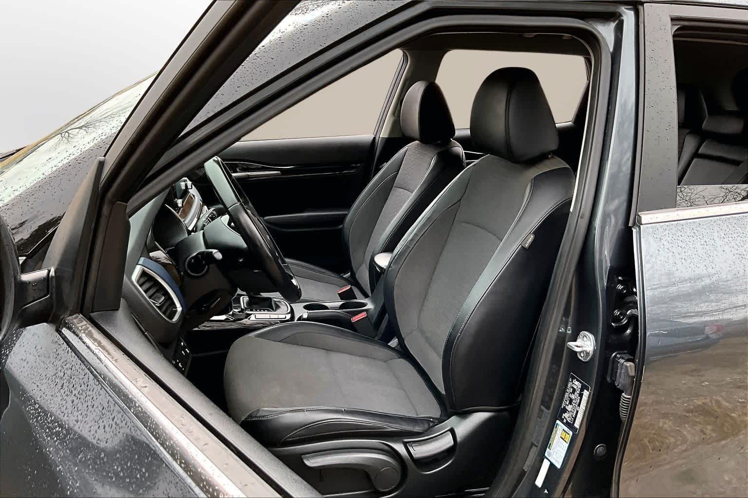 Thumbnail: 2023 Kia Seltos - 25