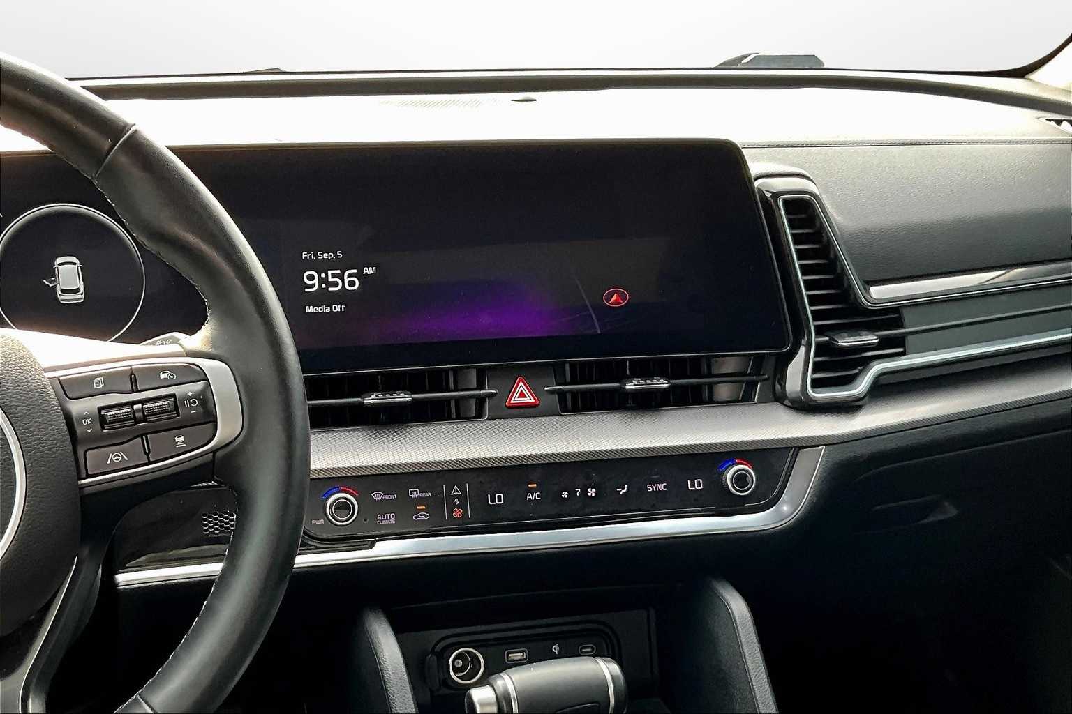 Thumbnail: 2023 Kia Sportage - 6