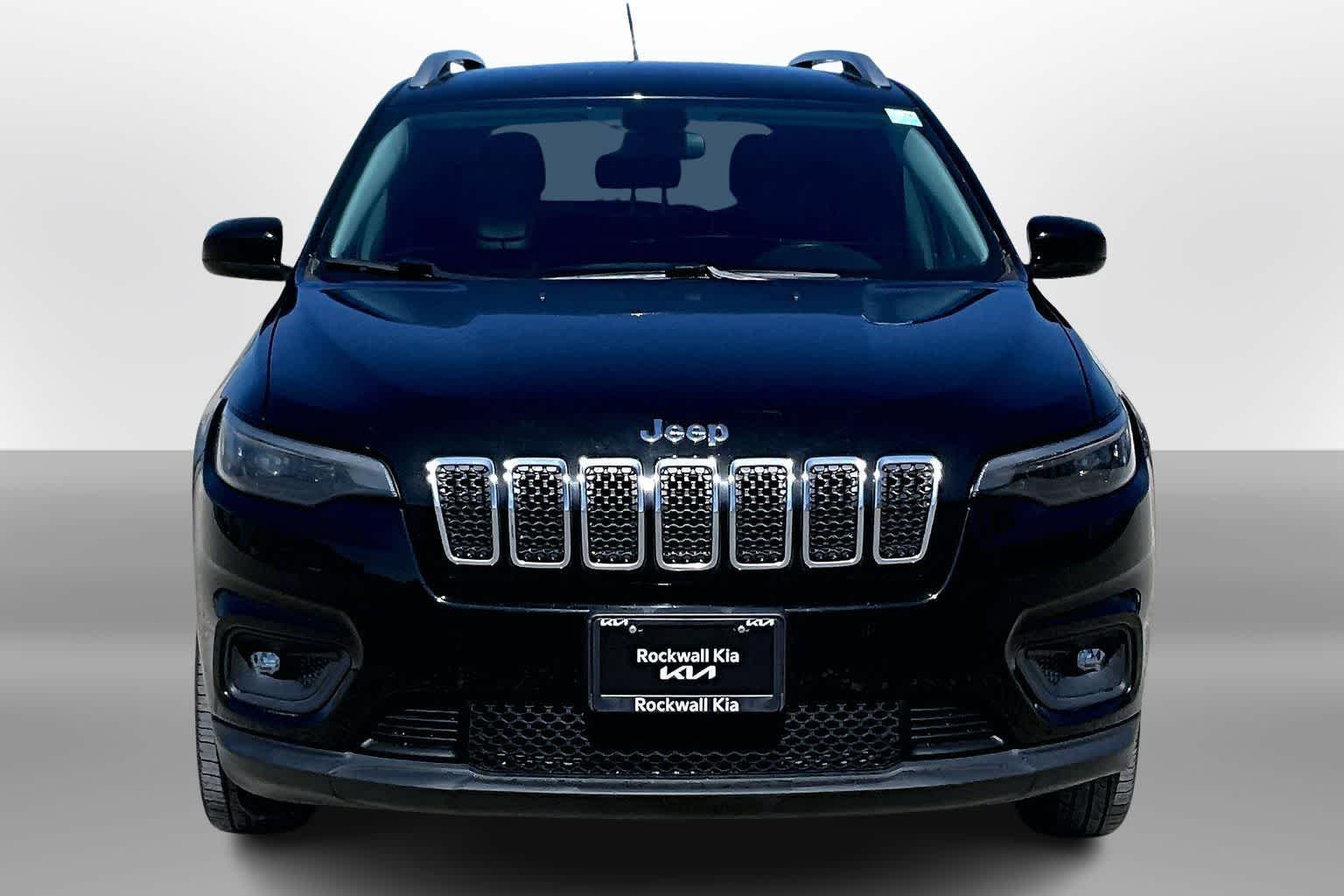 Thumbnail: 2019 Jeep Cherokee - 3