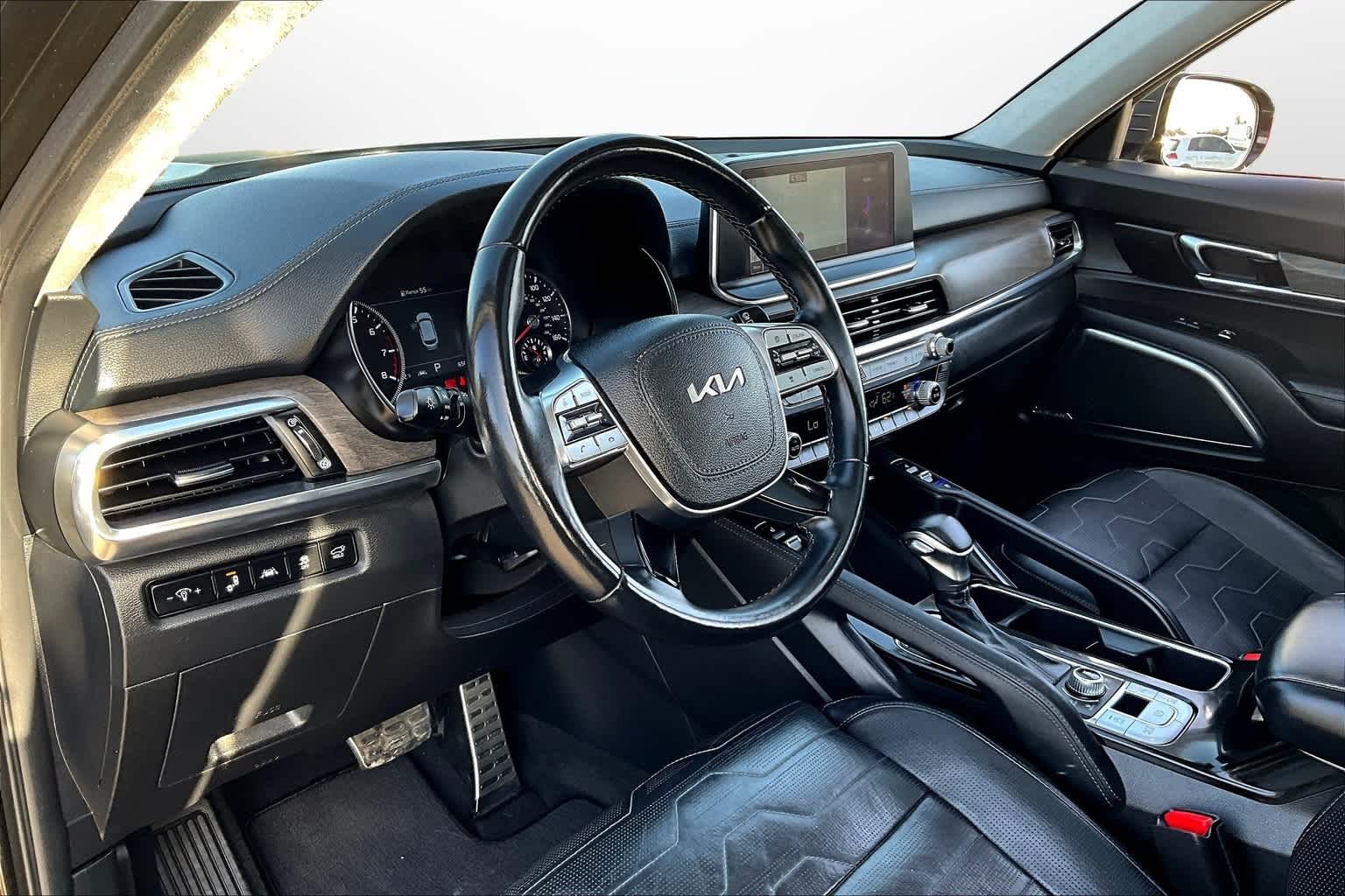 Thumbnail: 2022 Kia Telluride - 13