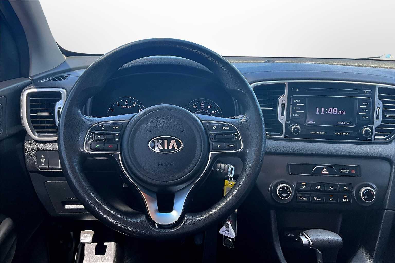 Thumbnail: 2019 Kia Sportage - 5