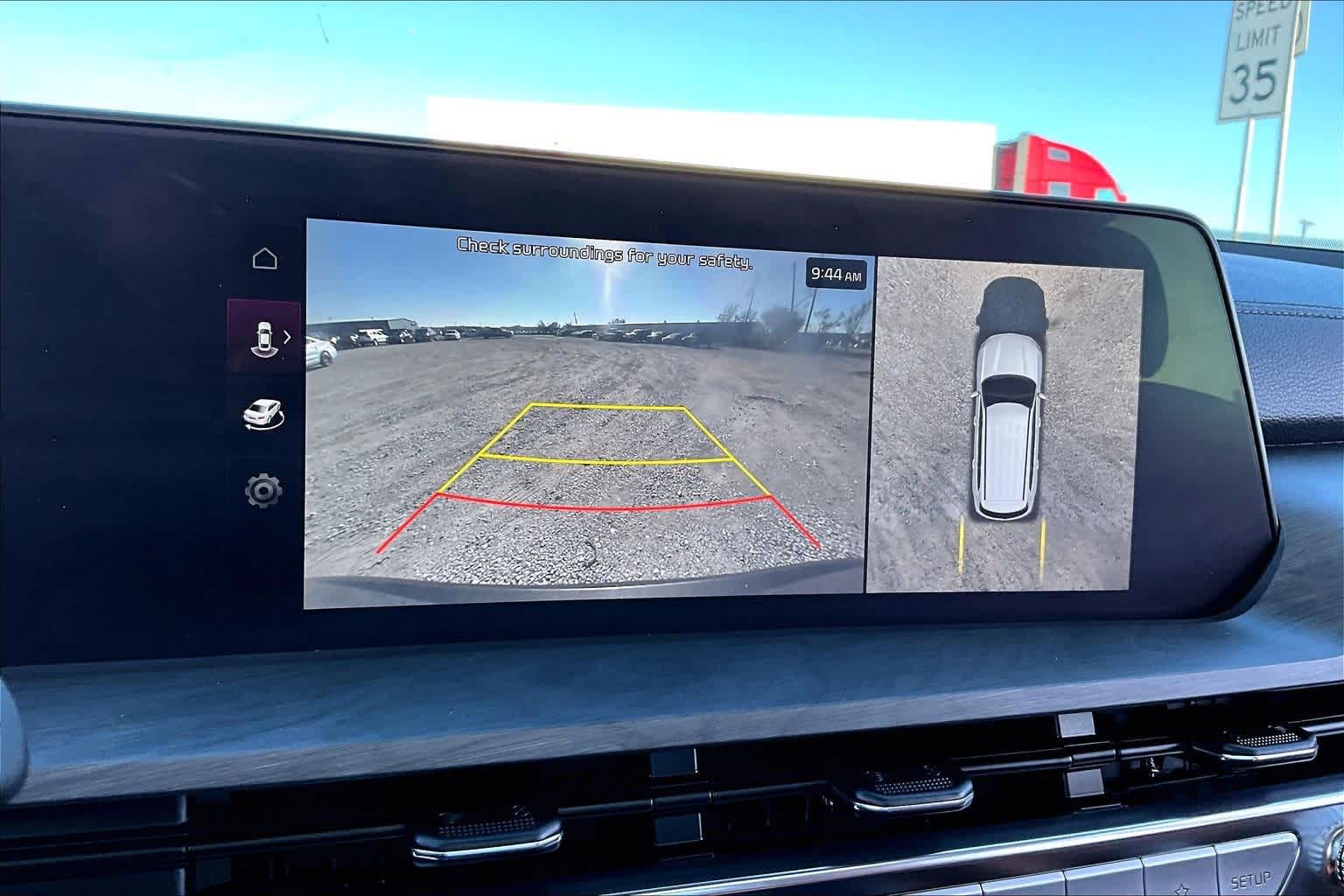 Thumbnail: 2024 Kia Telluride - 22