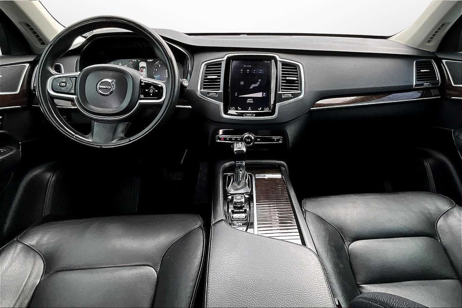 Thumbnail: 2019 Volvo XC90 - 14