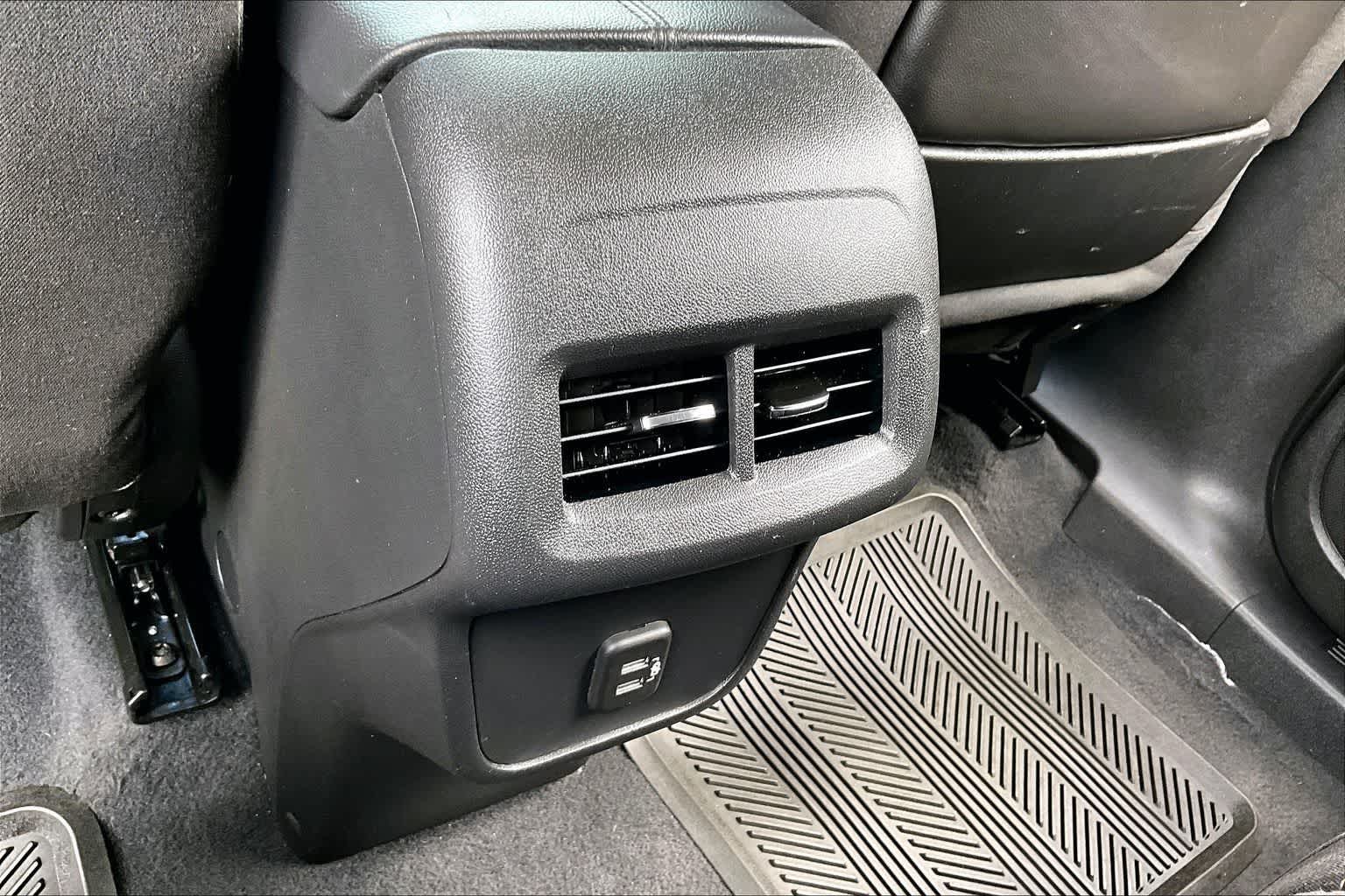 Thumbnail: 2020 GMC Terrain - 22