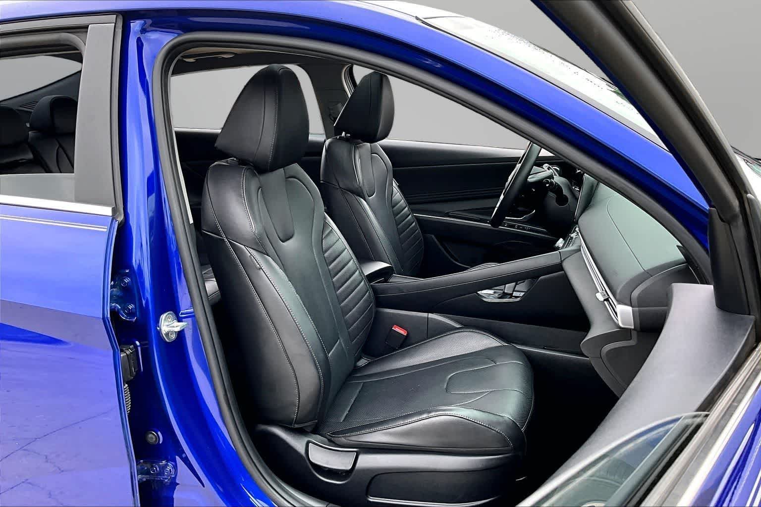 Thumbnail: 2023 Hyundai Elantra - 6