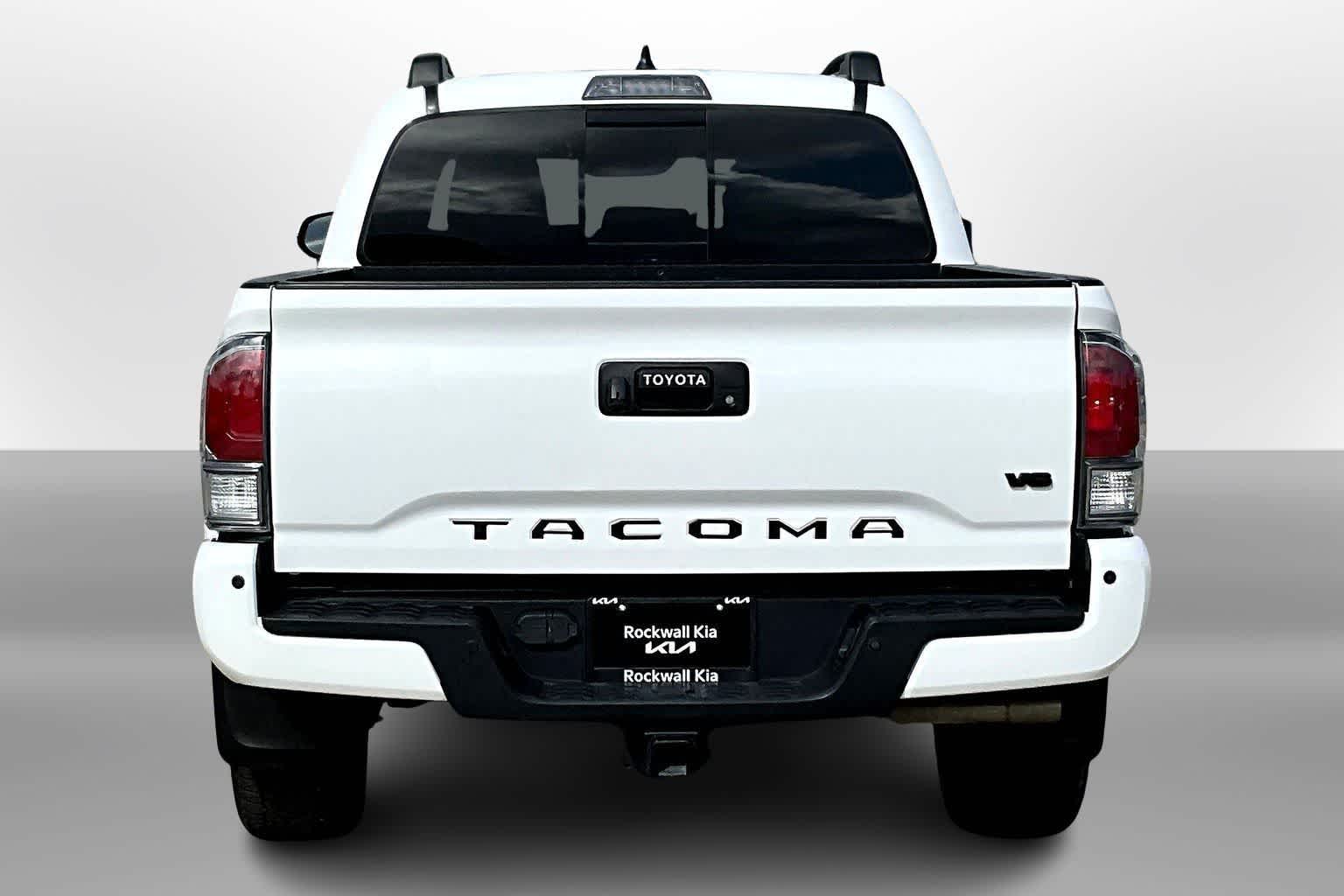 Thumbnail: 2020 Toyota Tacoma - 4
