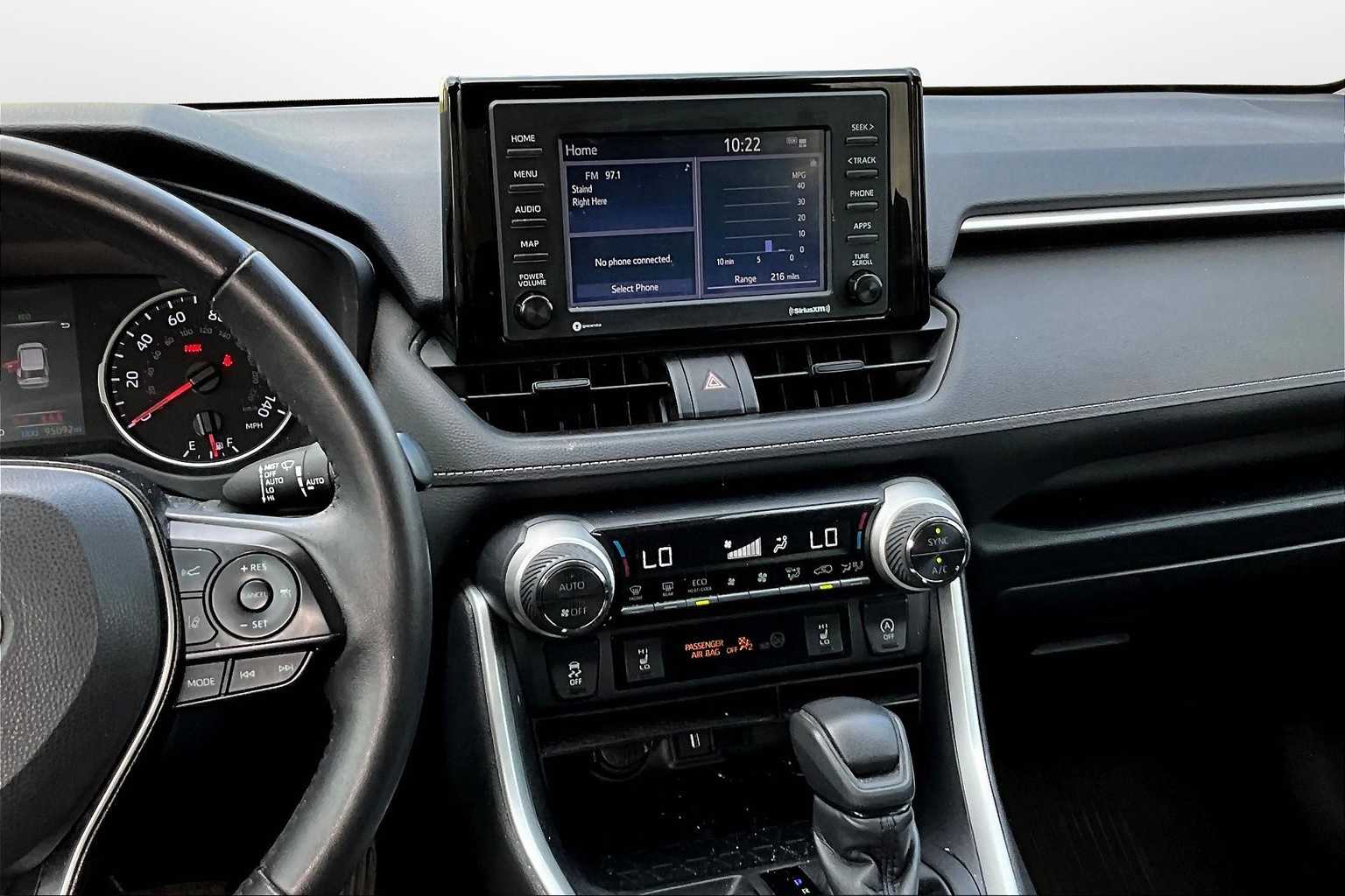 Thumbnail: 2020 Toyota RAV4 - 6