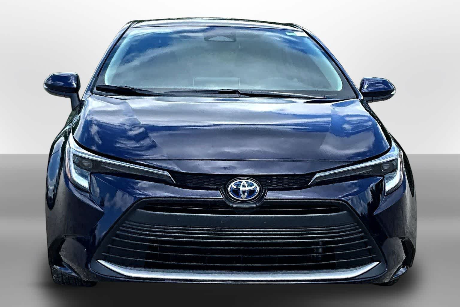 Thumbnail: 2024 Toyota Corolla - 3