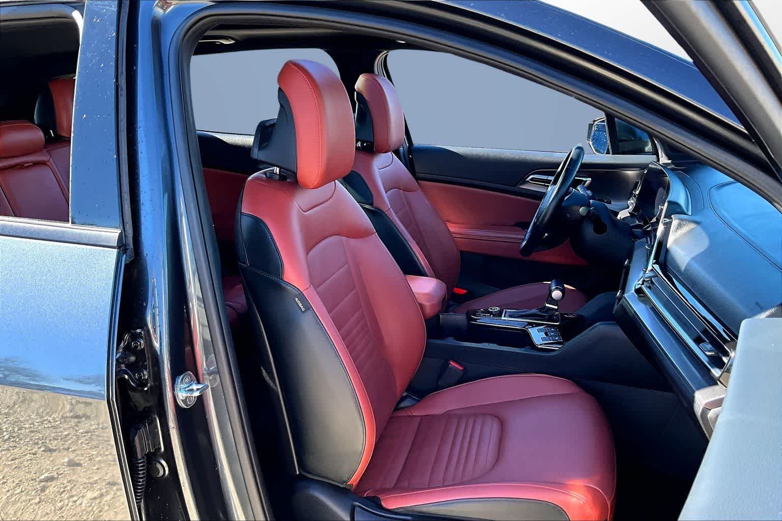 Thumbnail: 2023 Kia Sportage - 7