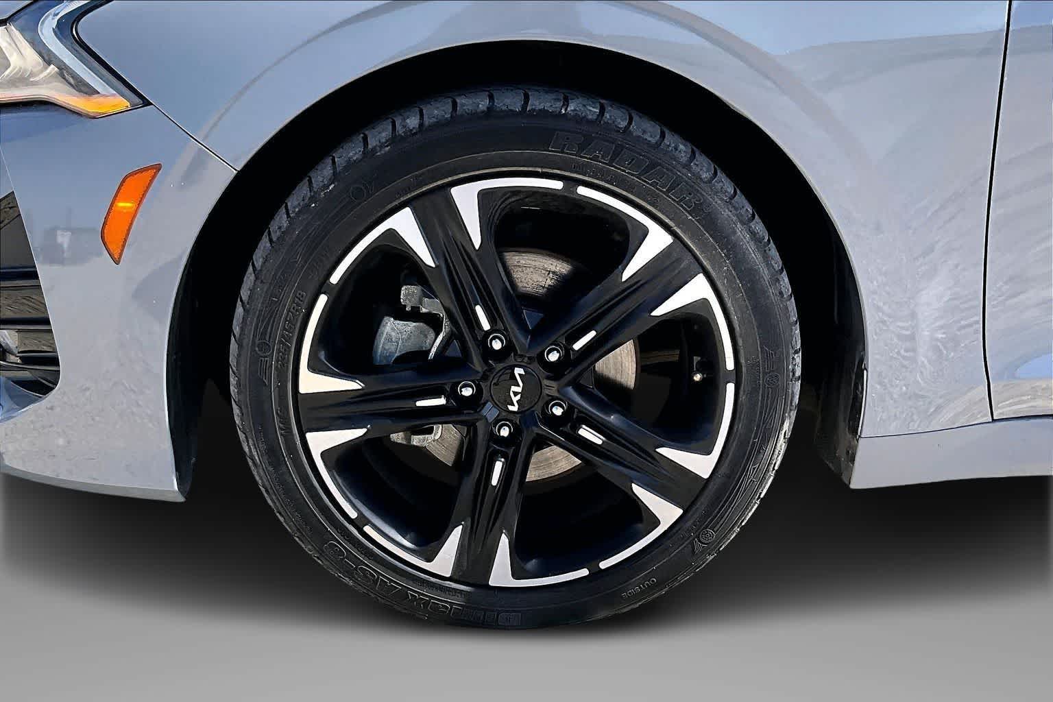 Thumbnail: 2022 Kia K5 - 8