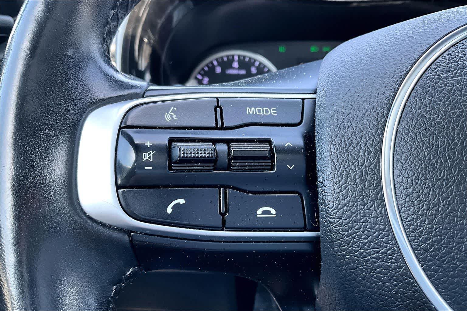 Thumbnail: 2022 Kia K5 - 16