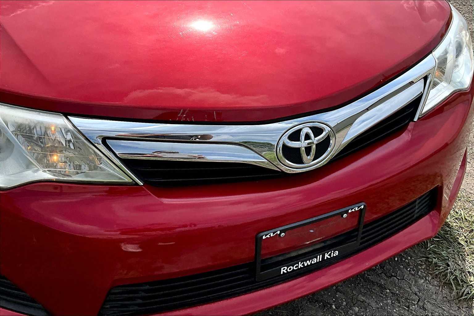 Thumbnail: 2012 Toyota Camry - 27