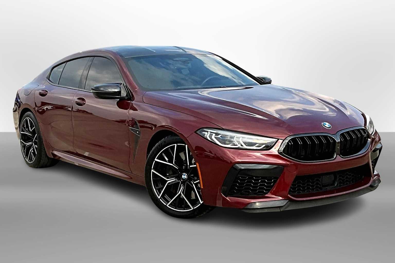 Thumbnail: 2022 BMW M8 - 11