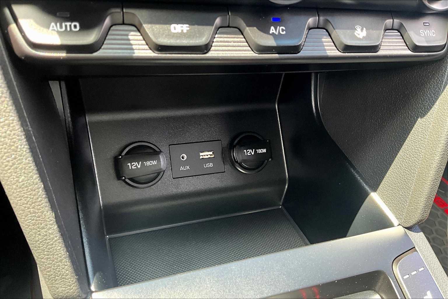 Thumbnail: 2019 Hyundai Elantra - 23