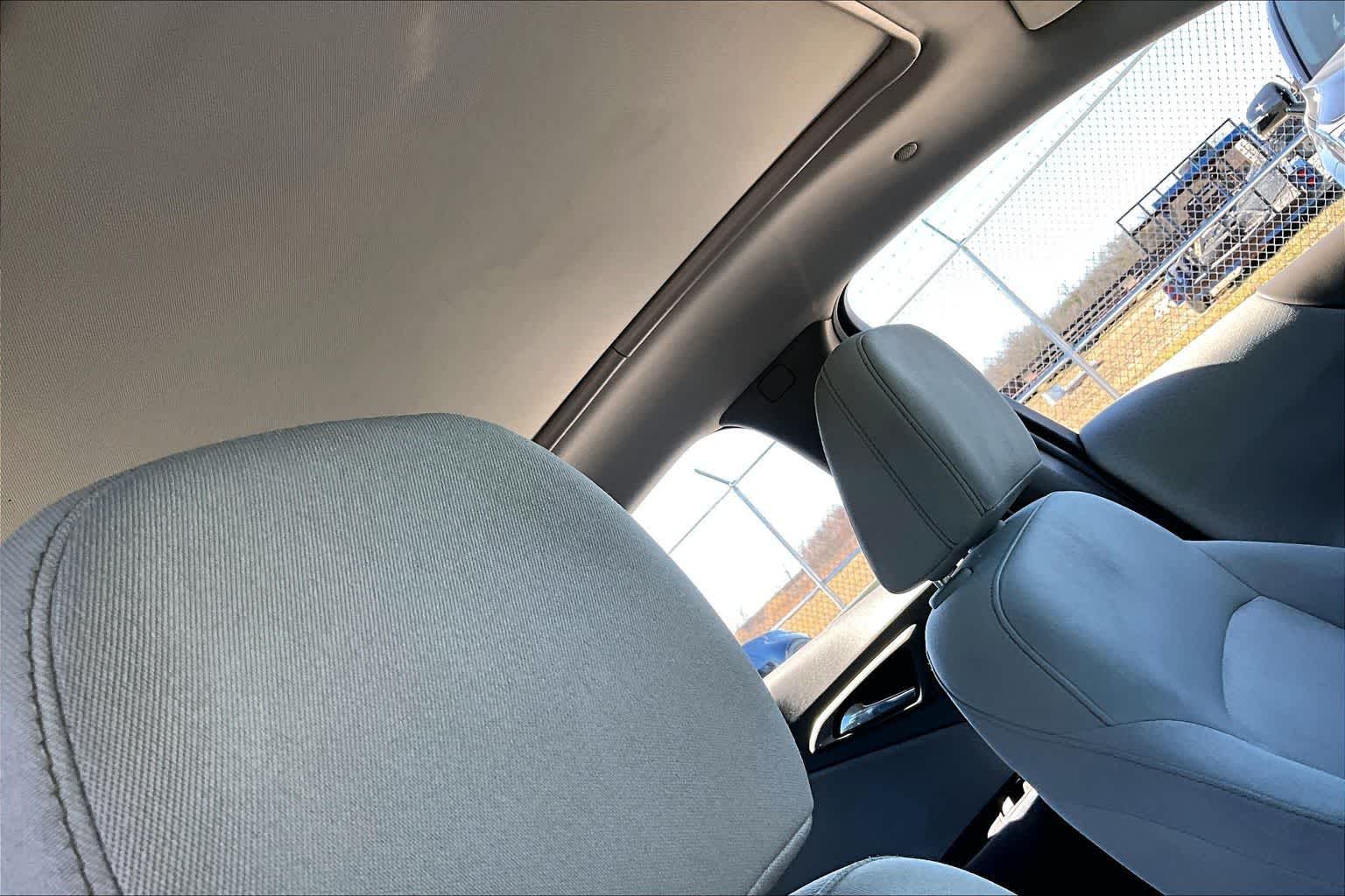 Thumbnail: 2018 Chevrolet Malibu - 16