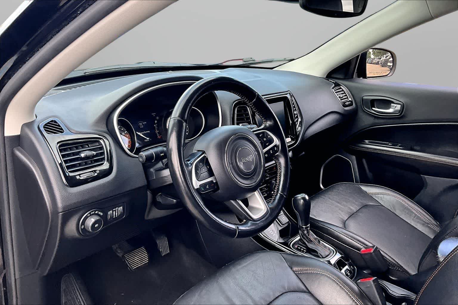 Thumbnail: 2021 Jeep Compass - 12