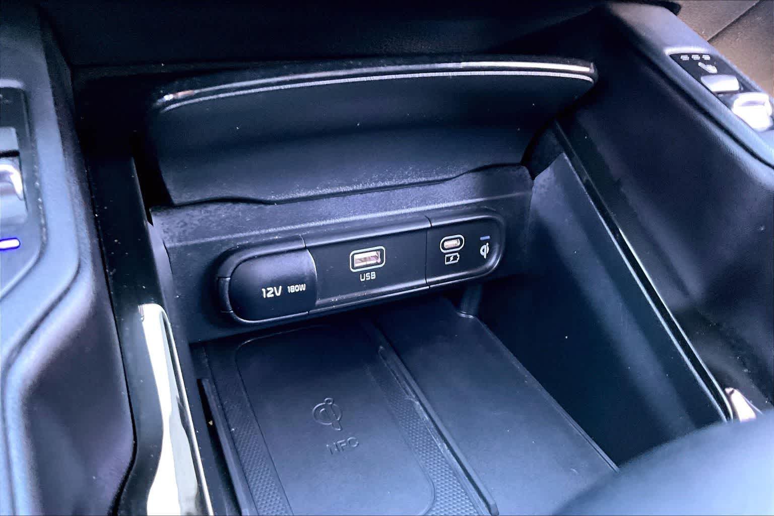 Thumbnail: 2024 Kia Telluride - 21