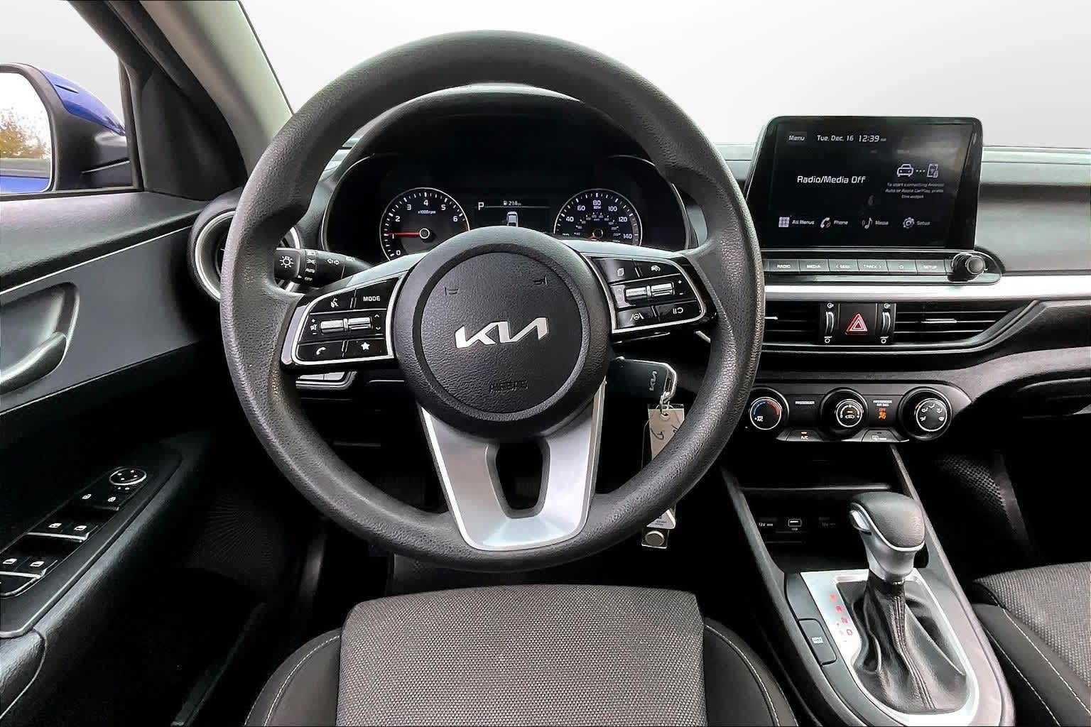 Thumbnail: 2022 Kia Forte - 5