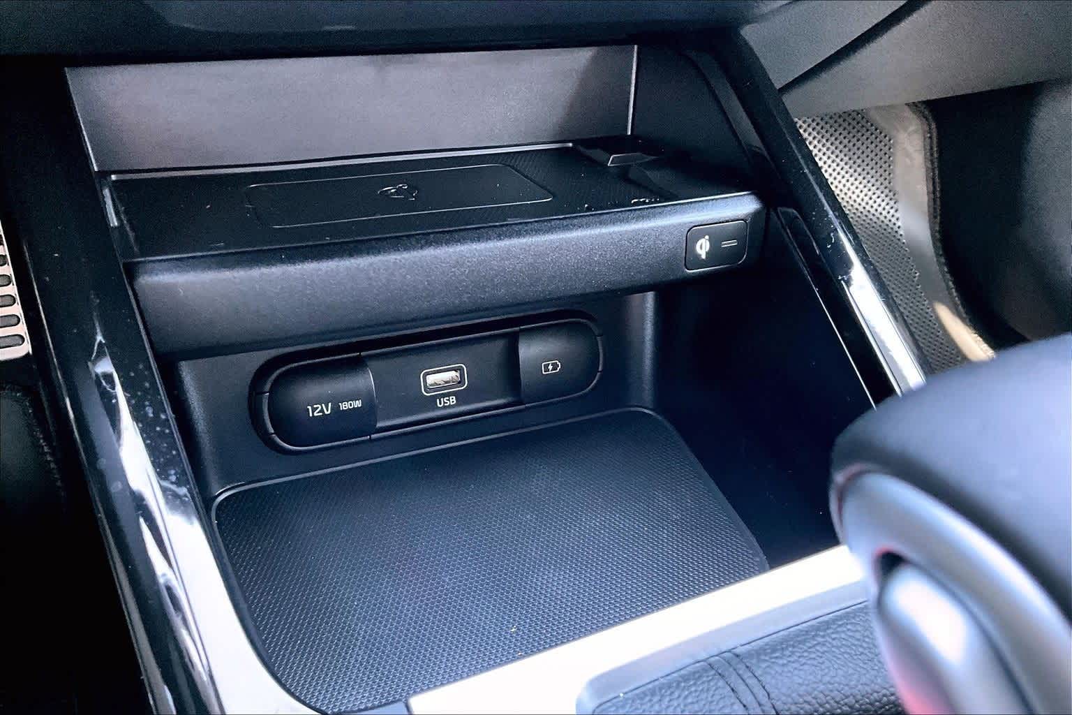 Thumbnail: 2024 Kia Forte - 22