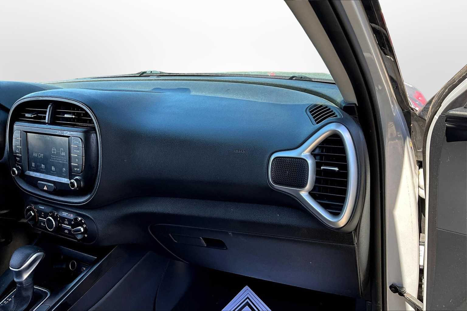 Thumbnail: 2020 Kia Soul - 15