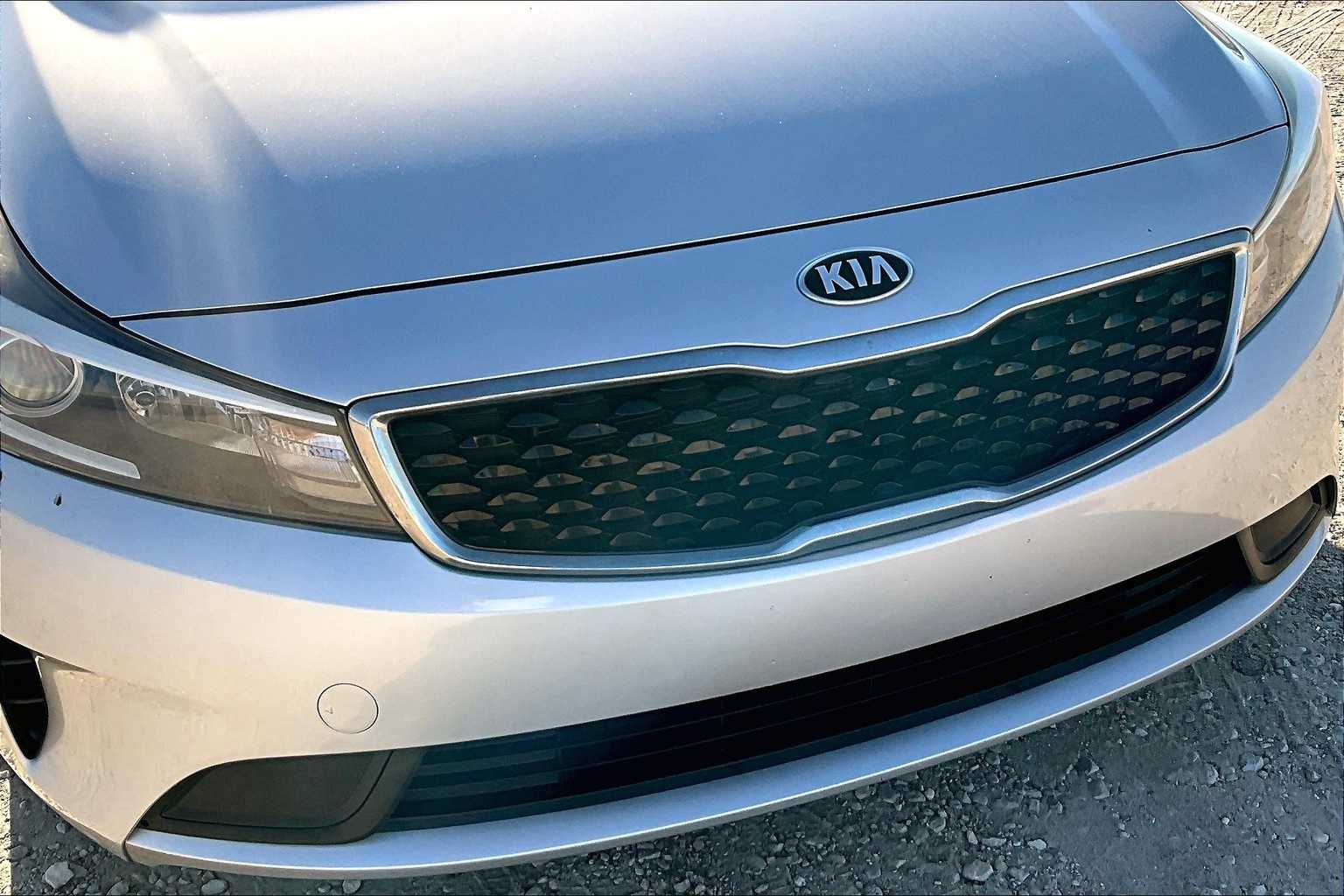 Thumbnail: 2018 Kia Forte - 27
