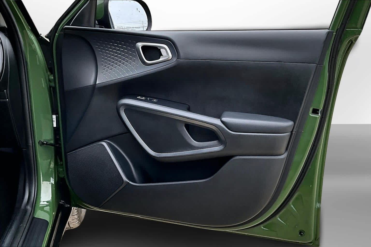 Thumbnail: 2021 Kia Soul - 18