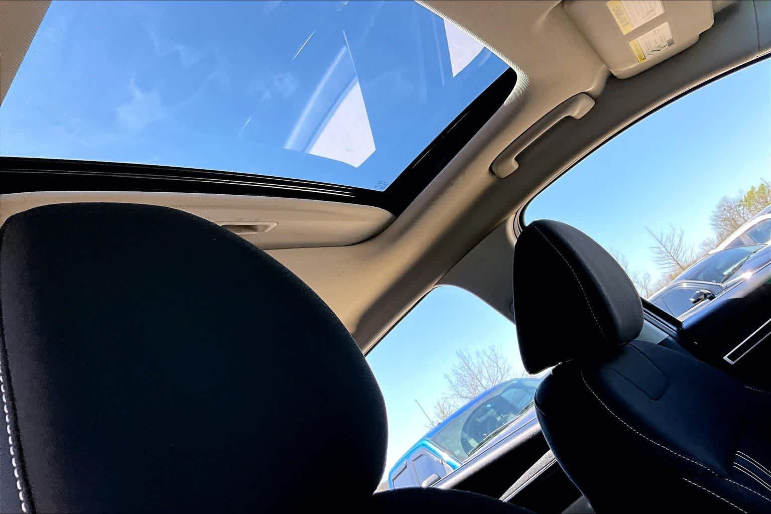 Thumbnail: 2022 Hyundai Tucson - 16