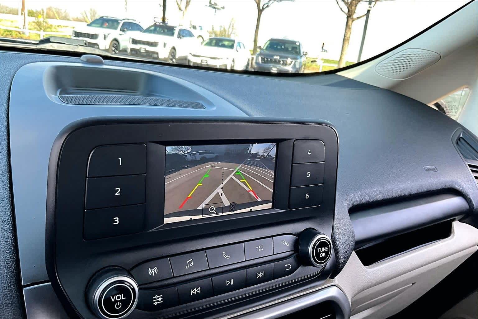 Thumbnail: 2018 Ford EcoSport - 20