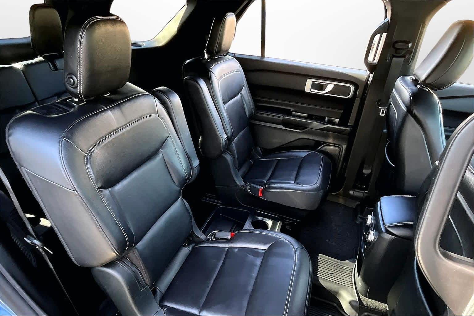 Thumbnail: 2020 Ford Explorer - 25