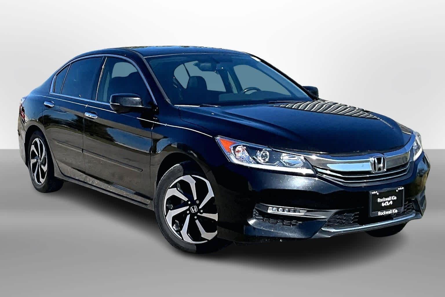 Thumbnail: 2017 Honda Accord - 9