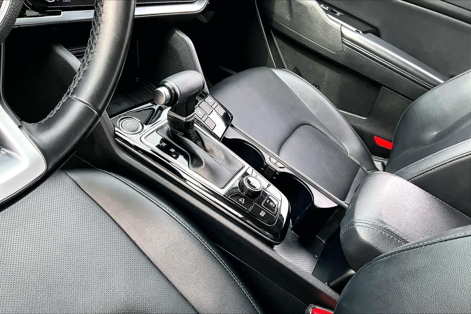 Thumbnail: 2023 Kia Sportage - 13