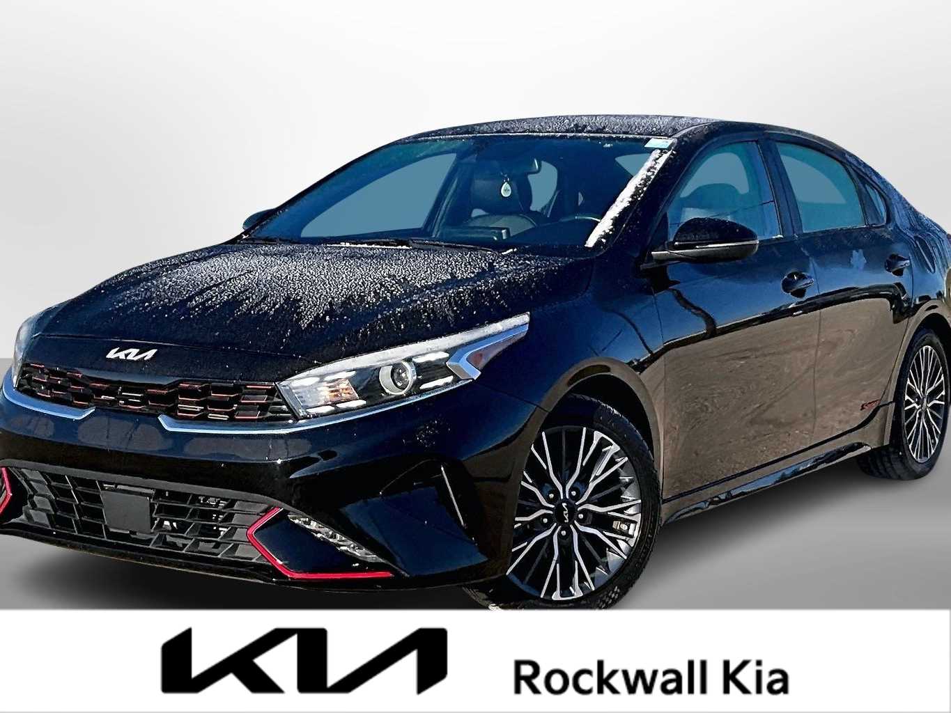 2022 Kia FORTE GT-Line's photo