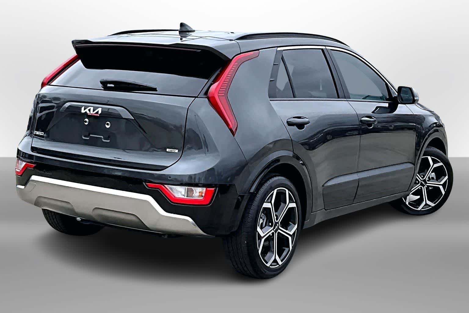 Thumbnail: 2025 Kia Niro - 2