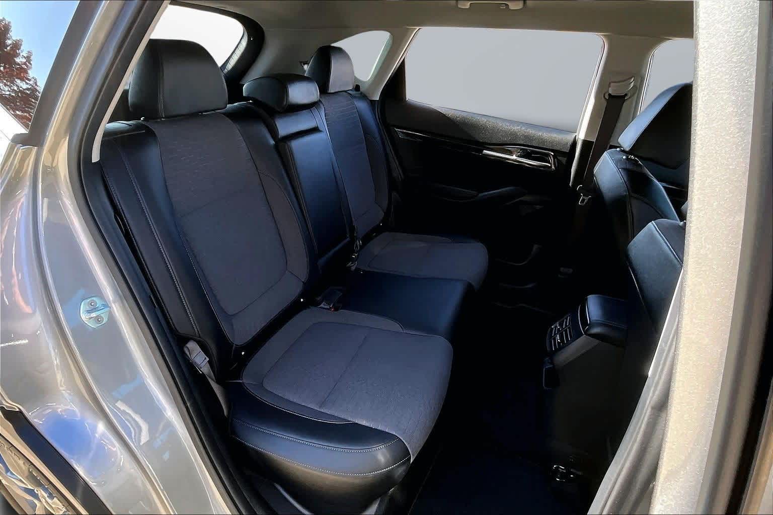 Thumbnail: 2023 Kia Seltos - 27