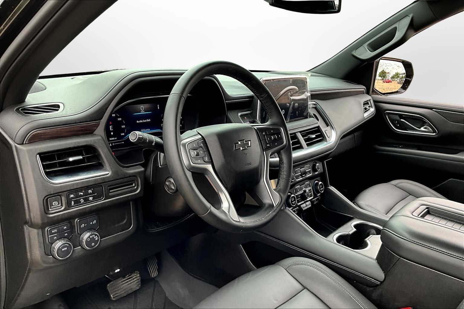 Thumbnail: 2023 Chevrolet Suburban - 12