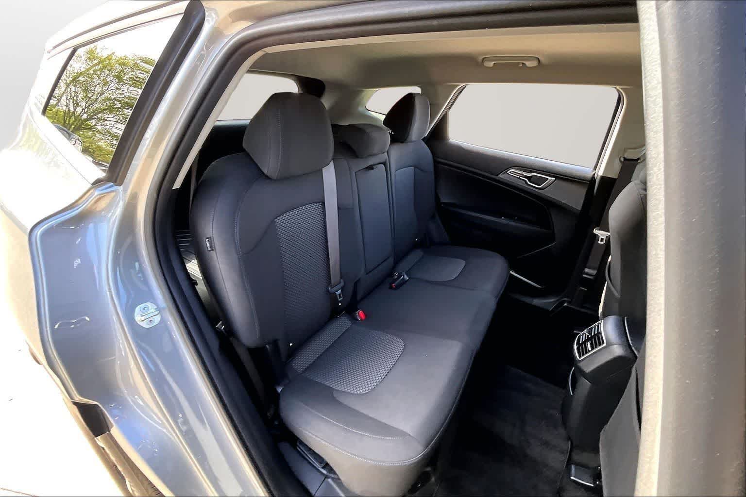 Thumbnail: 2024 Kia Sportage - 26