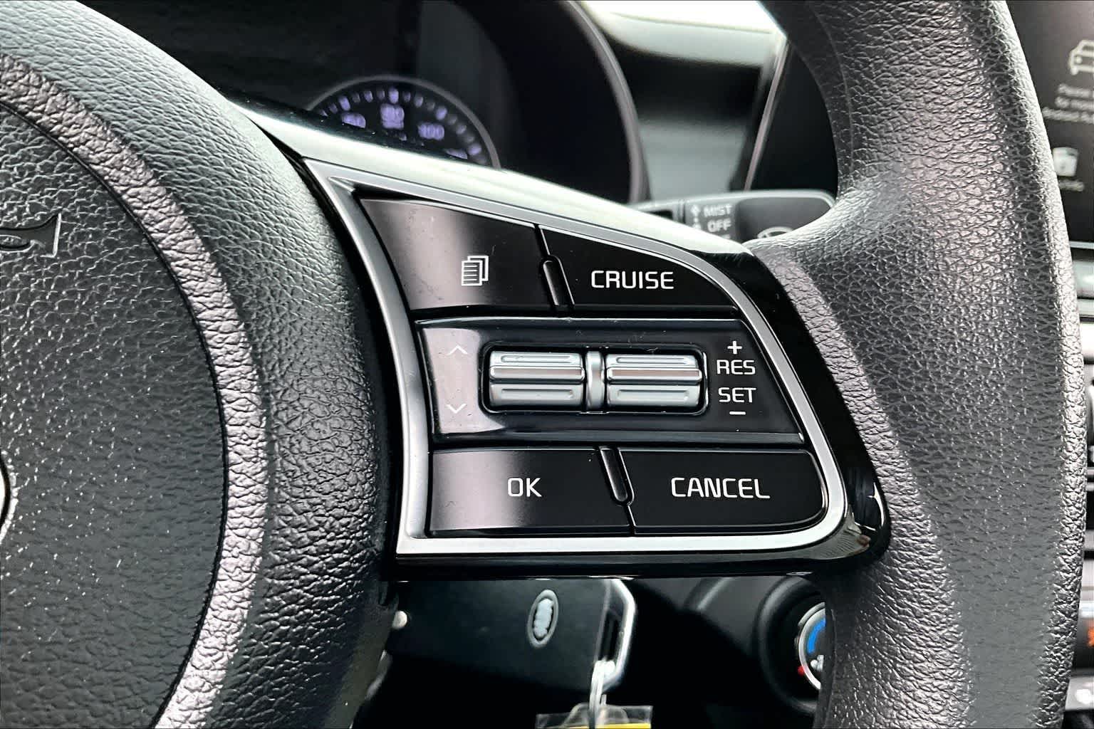 Thumbnail: 2021 Kia Forte - 18