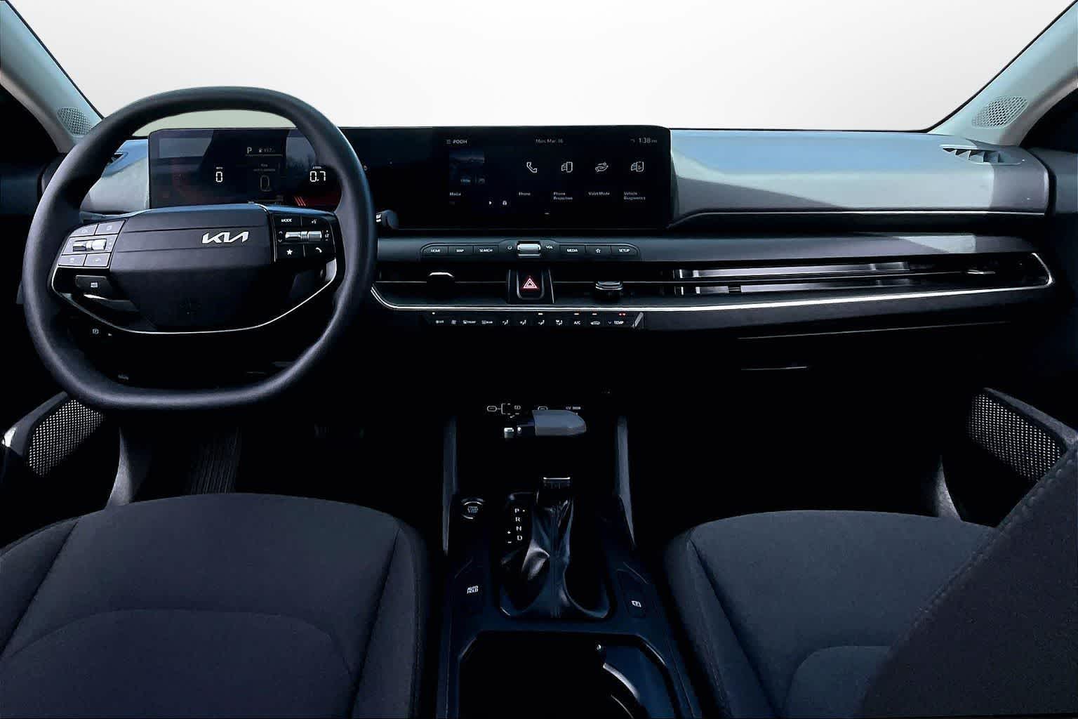 Thumbnail: 2025 Kia K4 - 14