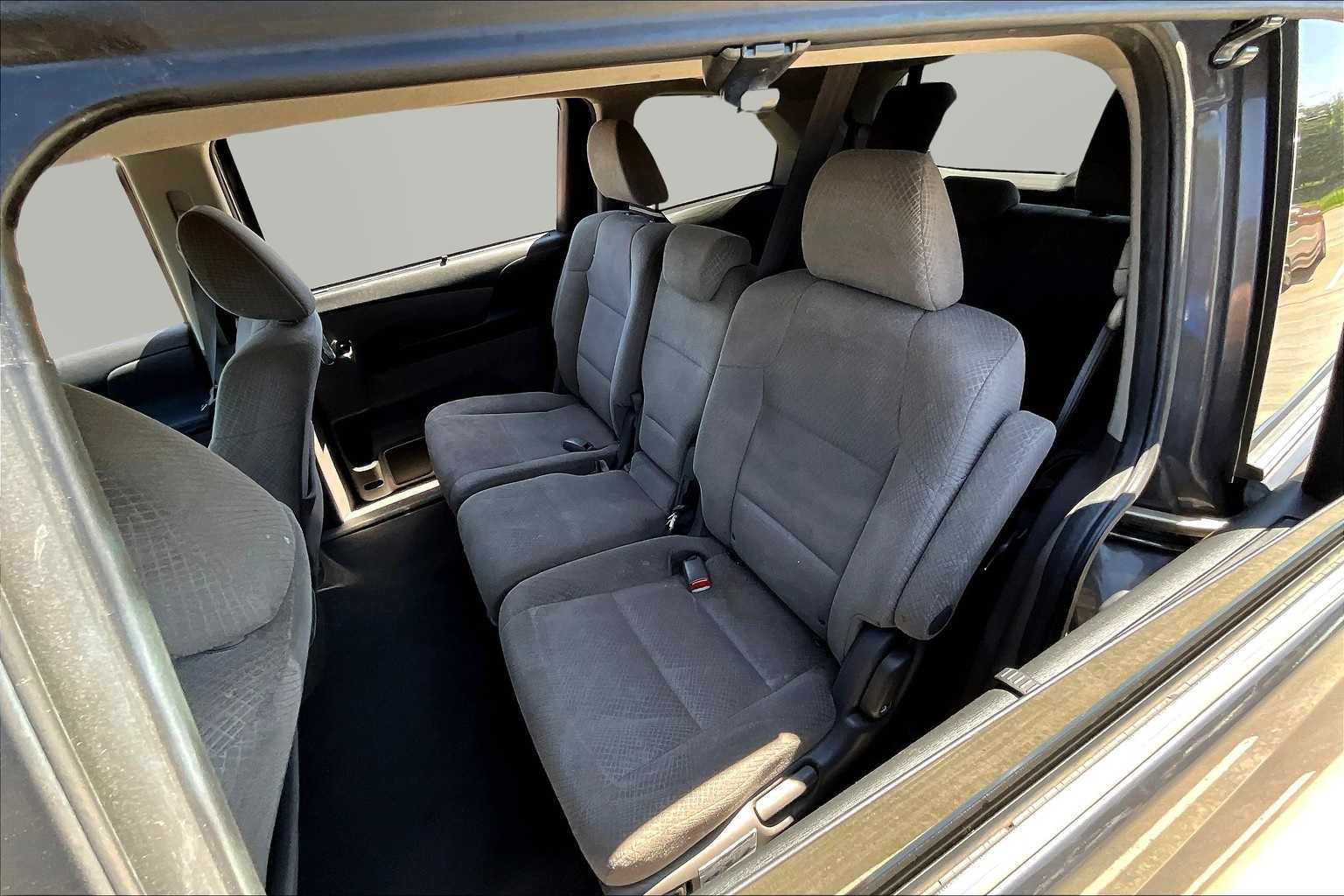 Thumbnail: 2016 Honda Odyssey - 27