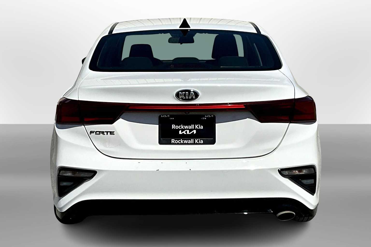 Thumbnail: 2019 Kia Forte - 4