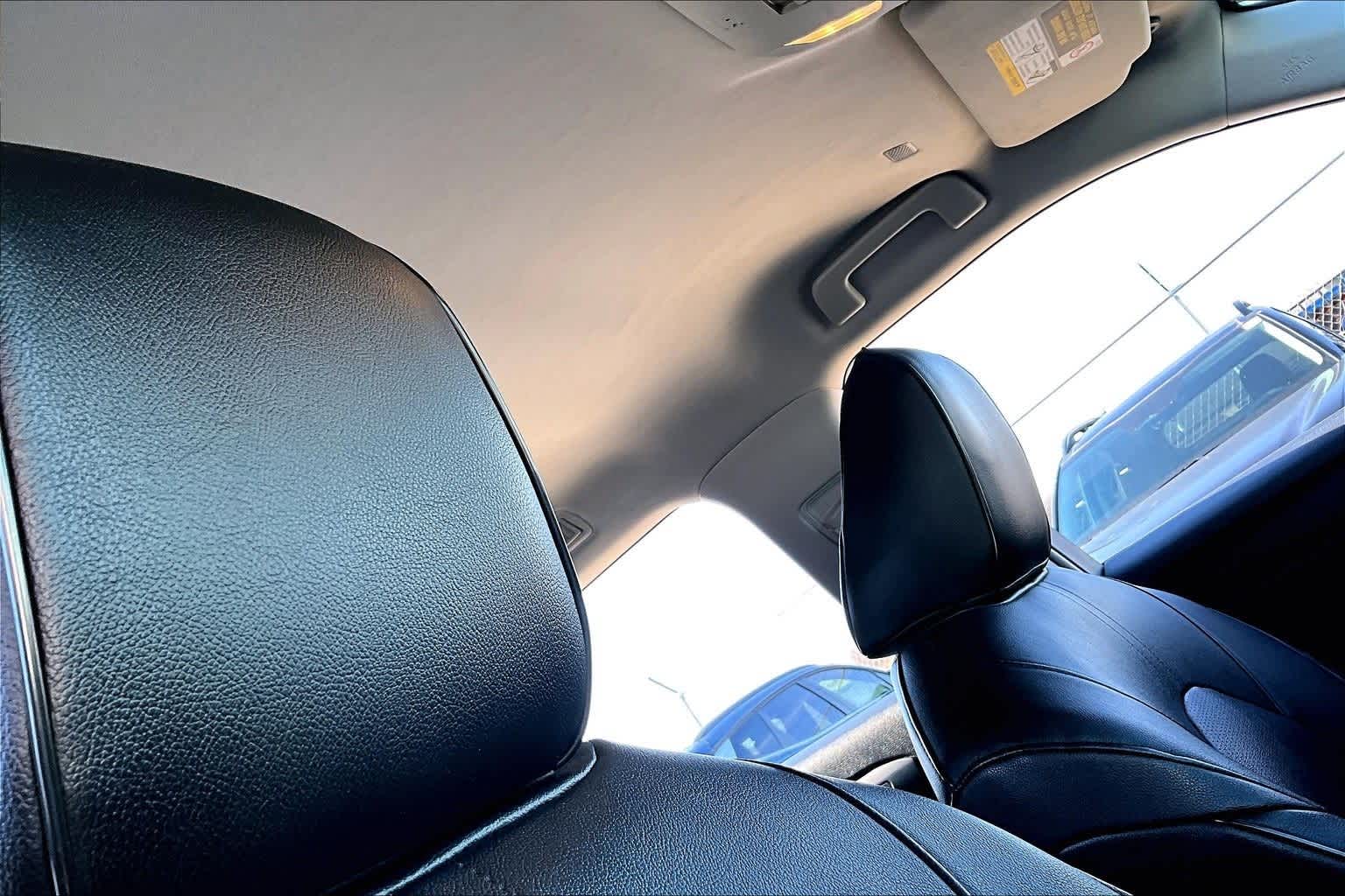 Thumbnail: 2022 Toyota Highlander - 14