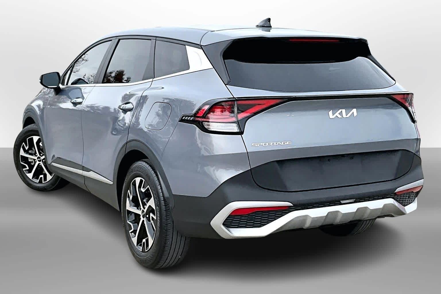 Thumbnail: 2023 Kia Sportage - 11