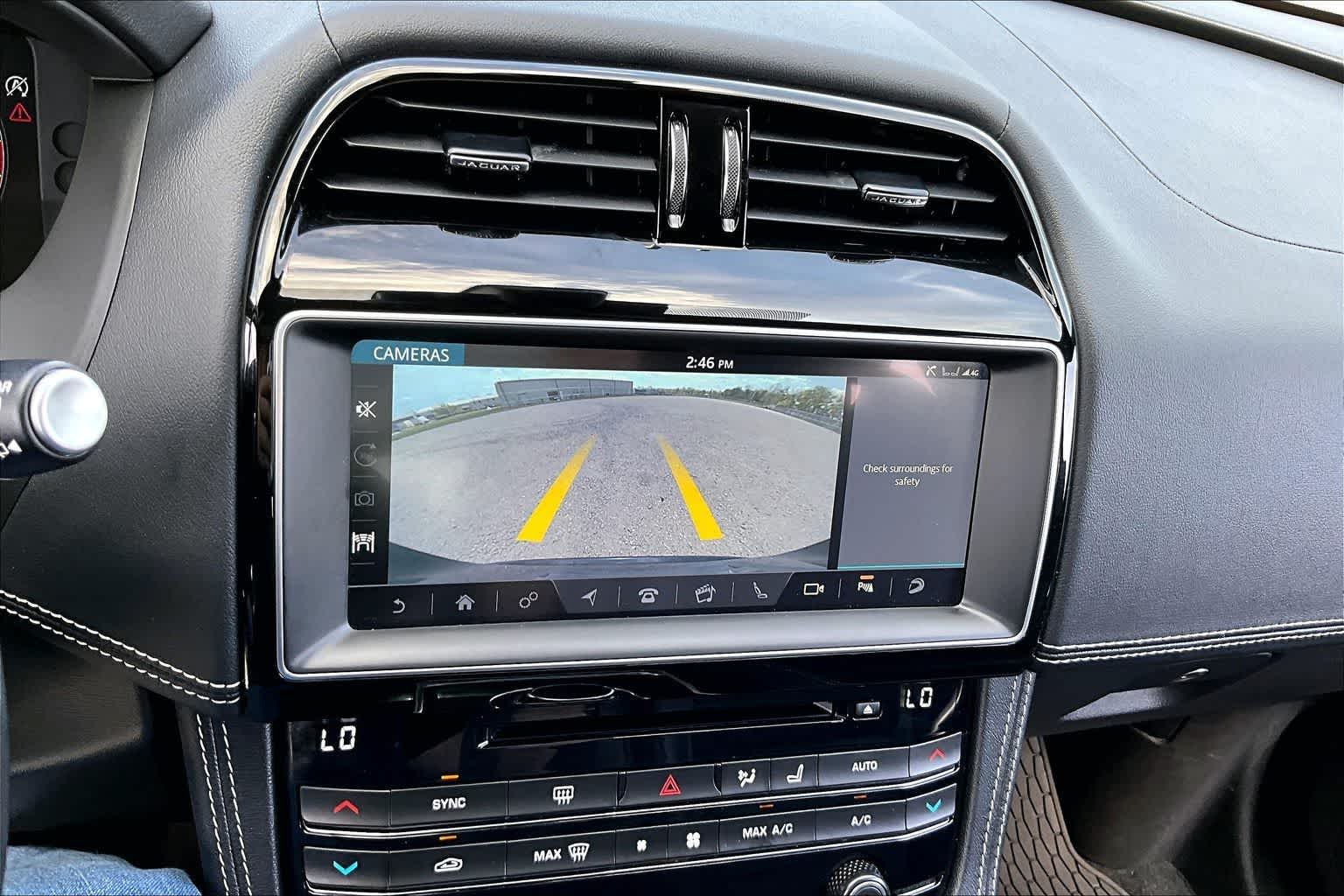 Thumbnail: 2019 Jaguar F-Pace - 20