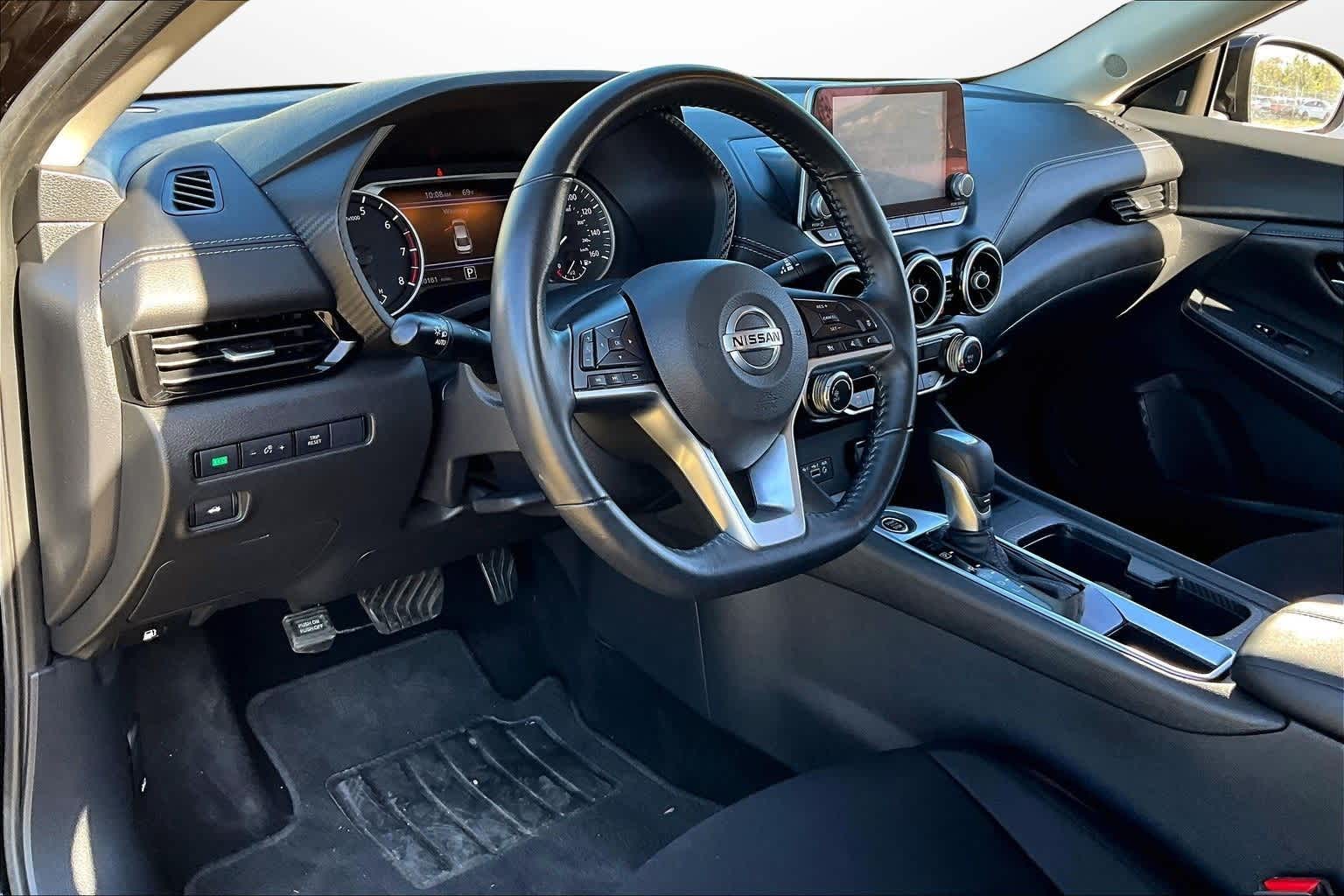 Thumbnail: 2022 Nissan Sentra - 12
