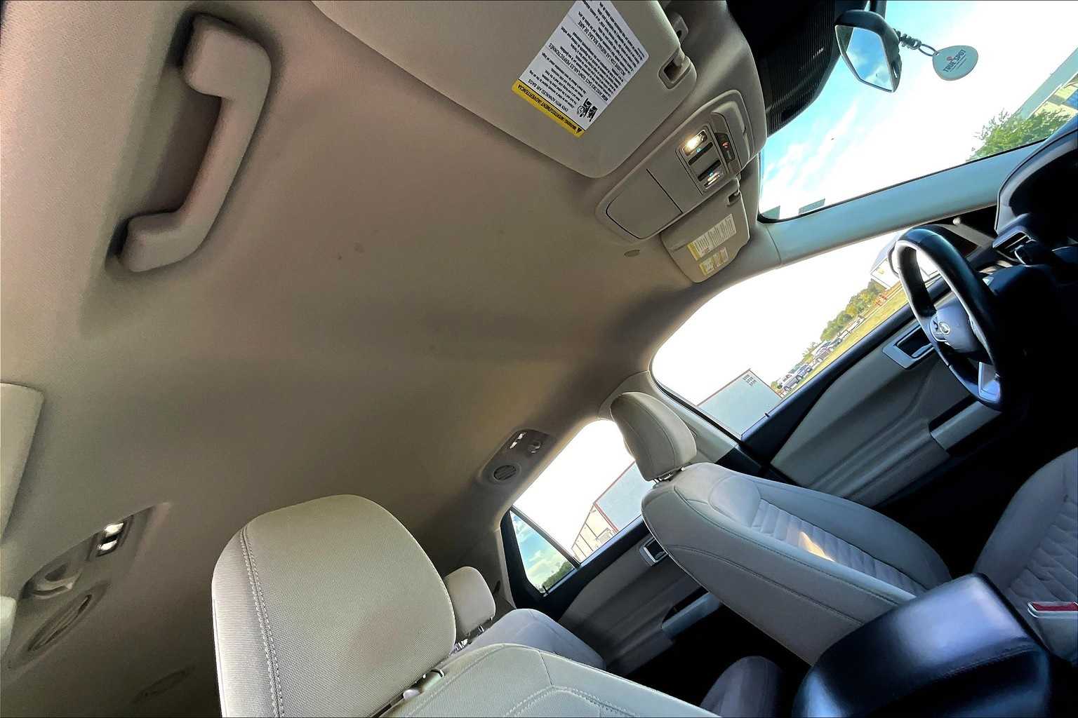 Thumbnail: 2021 Ford Explorer - 16