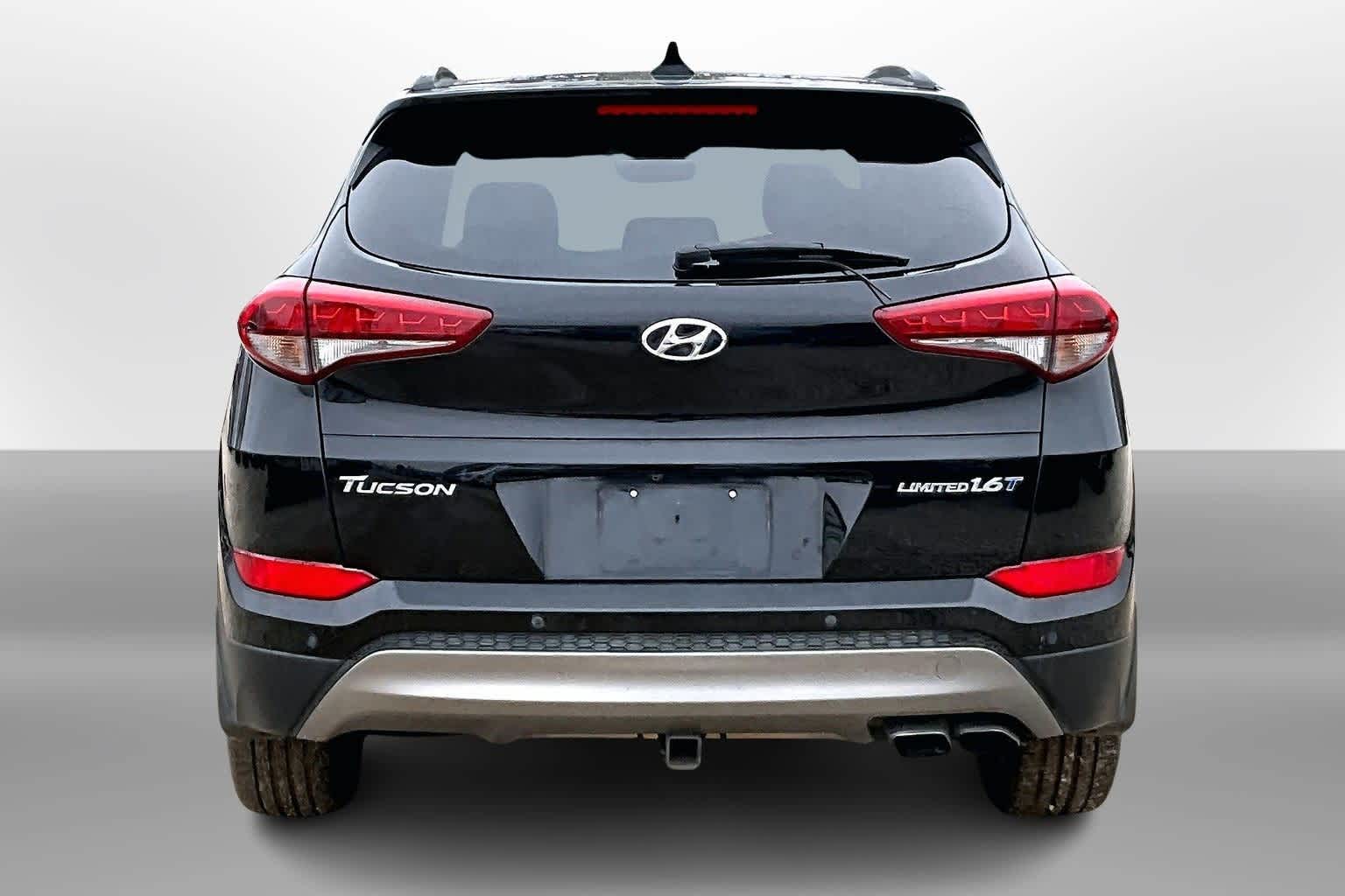 Thumbnail: 2016 Hyundai Tucson - 4