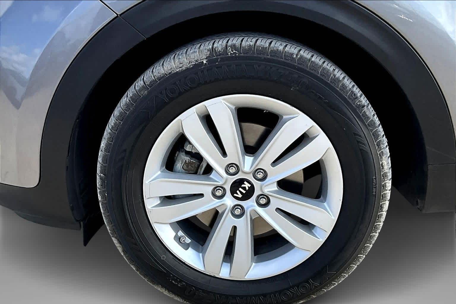 Thumbnail: 2017 Kia Sportage - 8