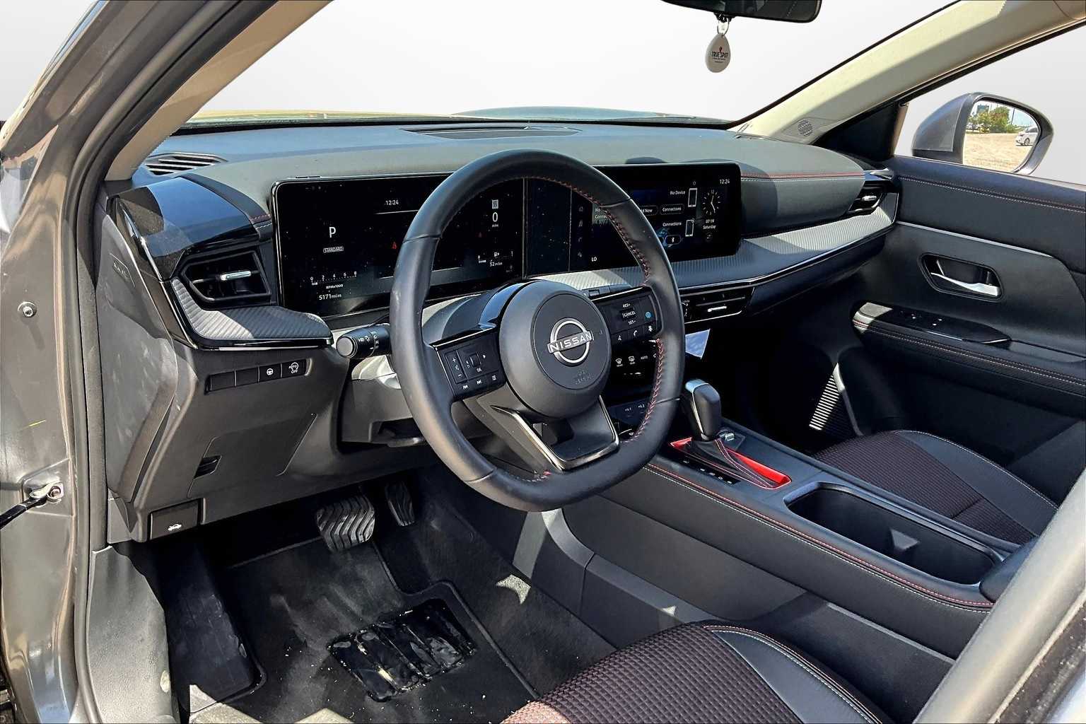Thumbnail: 2025 Nissan Kicks - 11